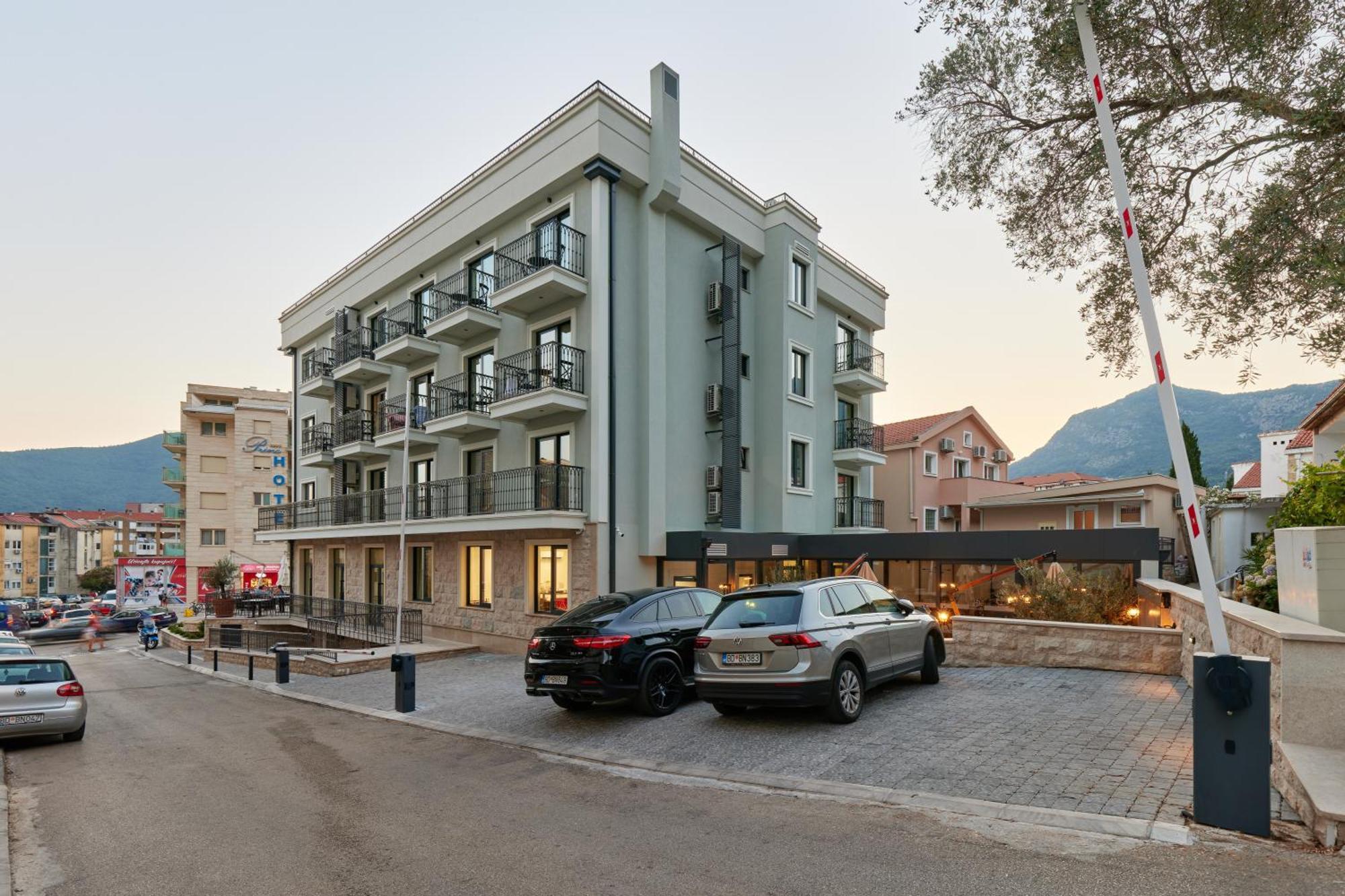 Hotel Diplomat By Aycon Budva Exterior foto